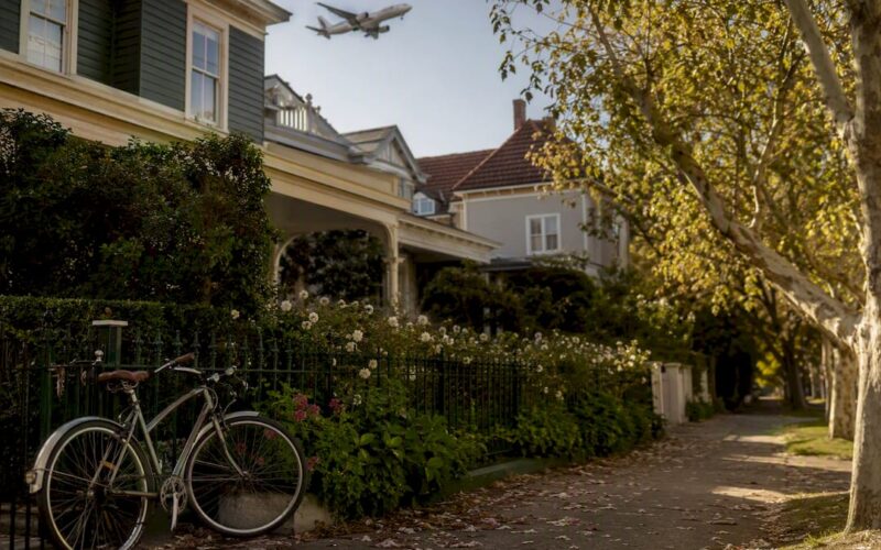 Aircraft noise map Sydney: the official tools for residents & buyers